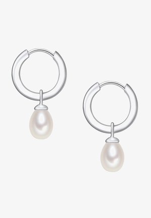 Srebrne naušnice na obruč s glatkim, kružnim dizajnom i jednim akcentom u obliku suze od bijelog bisera.