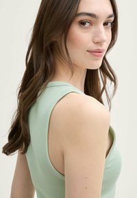 TOM TAILOR DENIM MIT STRUKTUR - Top - fresh mint green