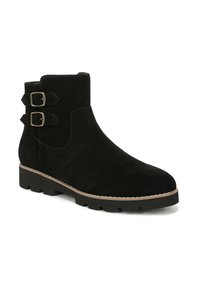 Stivali alla caviglia in suede nero con due fibbie metalliche sul lato esterno, finitura testurizzata e suola in gomma spessa con trazione.