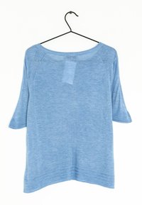 Next Sweter