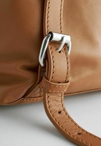 Next SUEDE MIX - REGULAR FIT - Mochila - tan brown