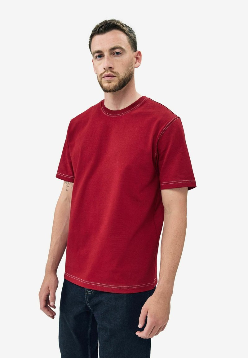 Next T-SHIRT. - Tricou basic - burgundy red contrast stitch