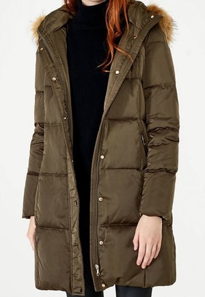 Abrigo de invierno - olive