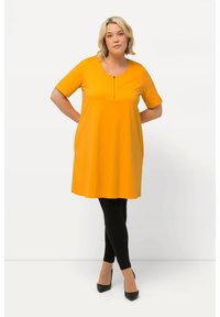 Ulla Popken LONG RITSSLUITING A-LIJN RONDE HALS HALVE MOUWEN - T-Shirt basic