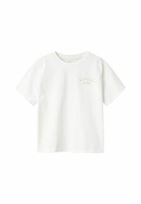 Witte katoenen t-shirt met korte mouwen en een ronde hals. Heeft groene tekst met de woorden "LOKALE landbouw" op de borst.