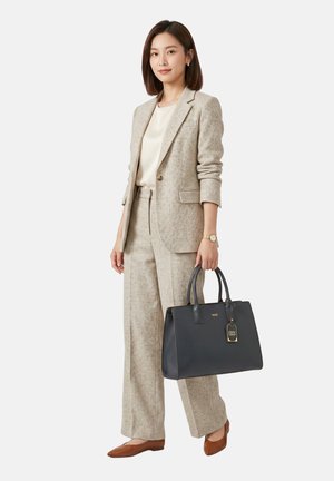 Gian Marco Venturi, GIAN MARCO VENTURI SHOULDER BAG - Sac à main - ivone