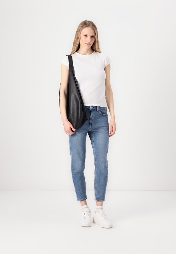 TROUSERS MID WAIST TAPERED LEG - Slim fit jeans2