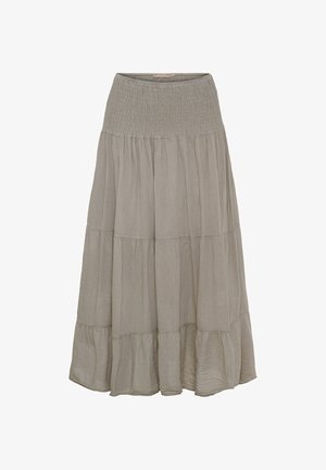 Lysegrå lagdelt maxinederdel med rynket talje og flydende stofpaneler, designet til afslappet eller boheme-stil.