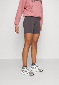 Nebbia HIGH WAISTED LEGGINGS SHORTS FIT SMART - Tajice - marron