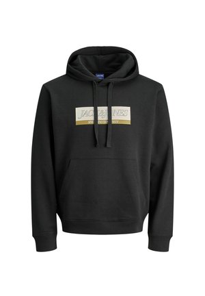 Juoda medvilninė kapučiuko striukė su priekinėmis kišenėmis. Yra baltas ir auksinis logotipo užrašas "JACK & JONES" ir reguliuojamas kapučius.