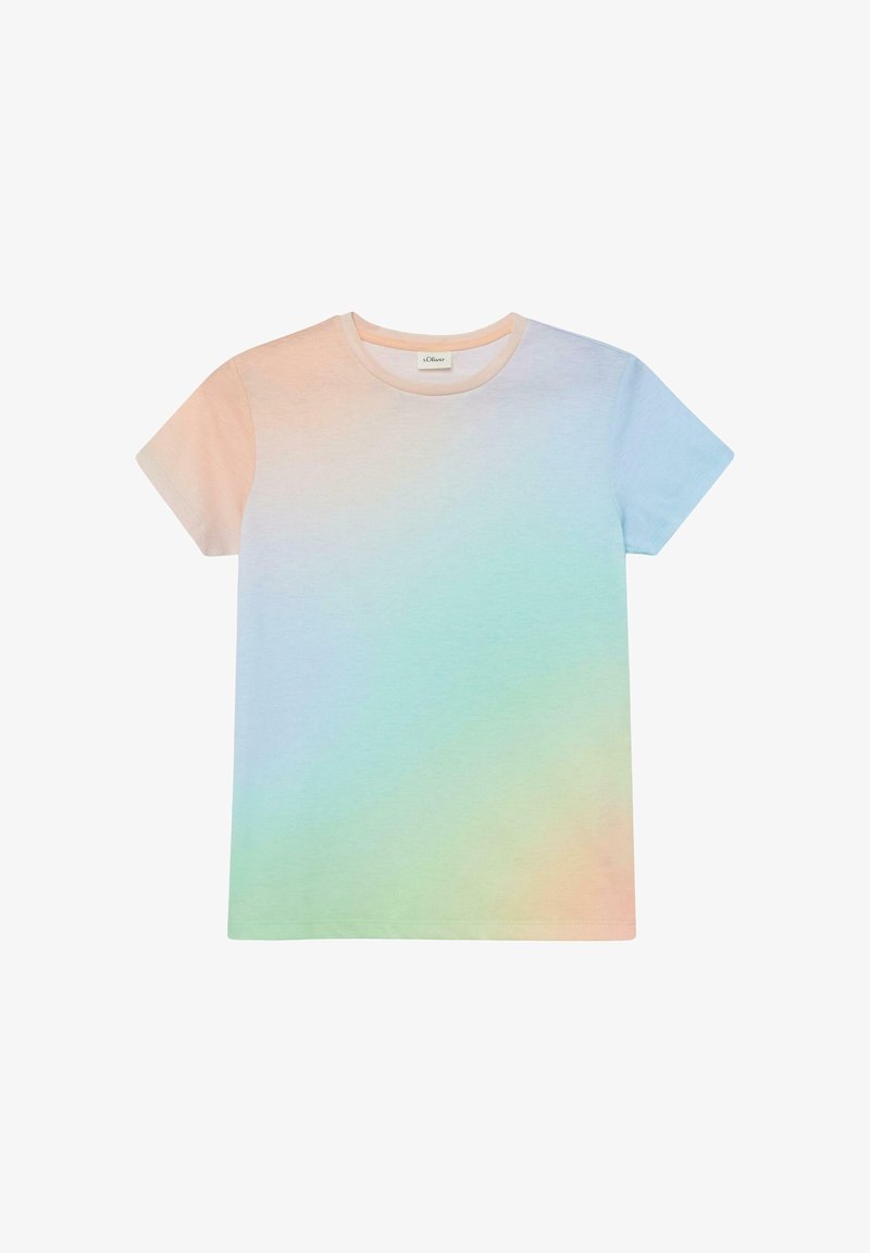 Trumpa rankovėmis, apvalia apykakle marškinėliai su pasteliniu gradientu, kuriame susilieja persiko, mėlyna, žalia ir geltona spalvos, išdėstyti plokščiai ant baltos spalvos fono.