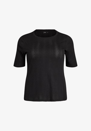 Musta lyhythihainen neulepaita, jossa on pyöreä pääntie ja hienovaraiset pystysuorat tekstuurikuviot kankaassa.