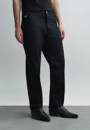 INFORMAL PANT - Nadrágok - black