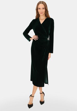 - Sukienka koktajlowa