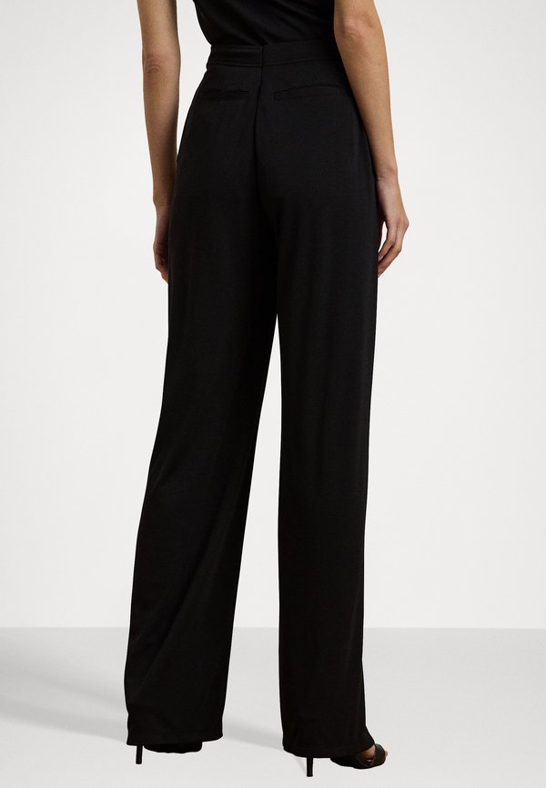 STRAIGHT MATTE JERSEY FULL PLEATED - Trousers4