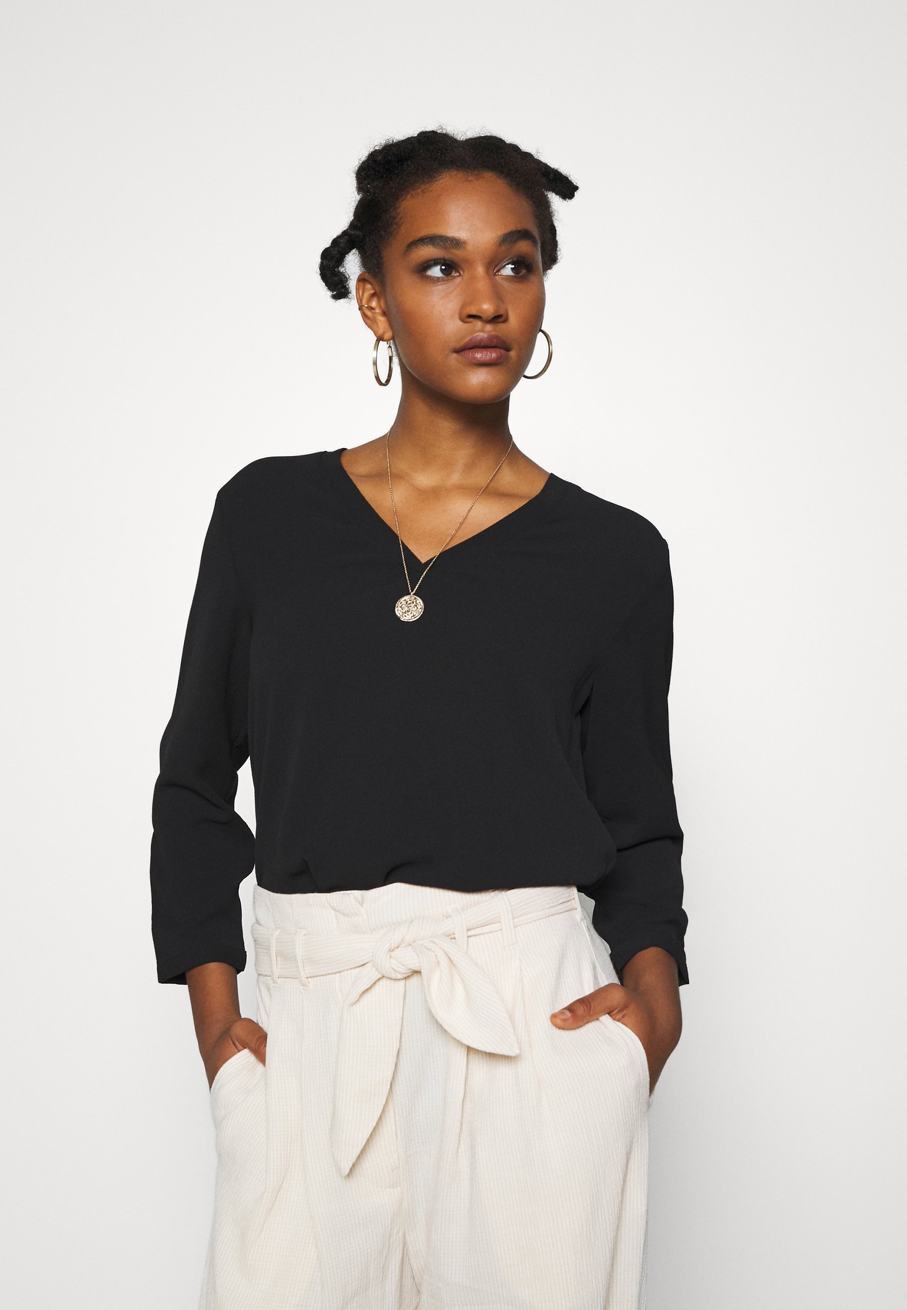 JDY JDYMILO VNECK Bluser black Zalando.no JDY NOOS - Bluser - black