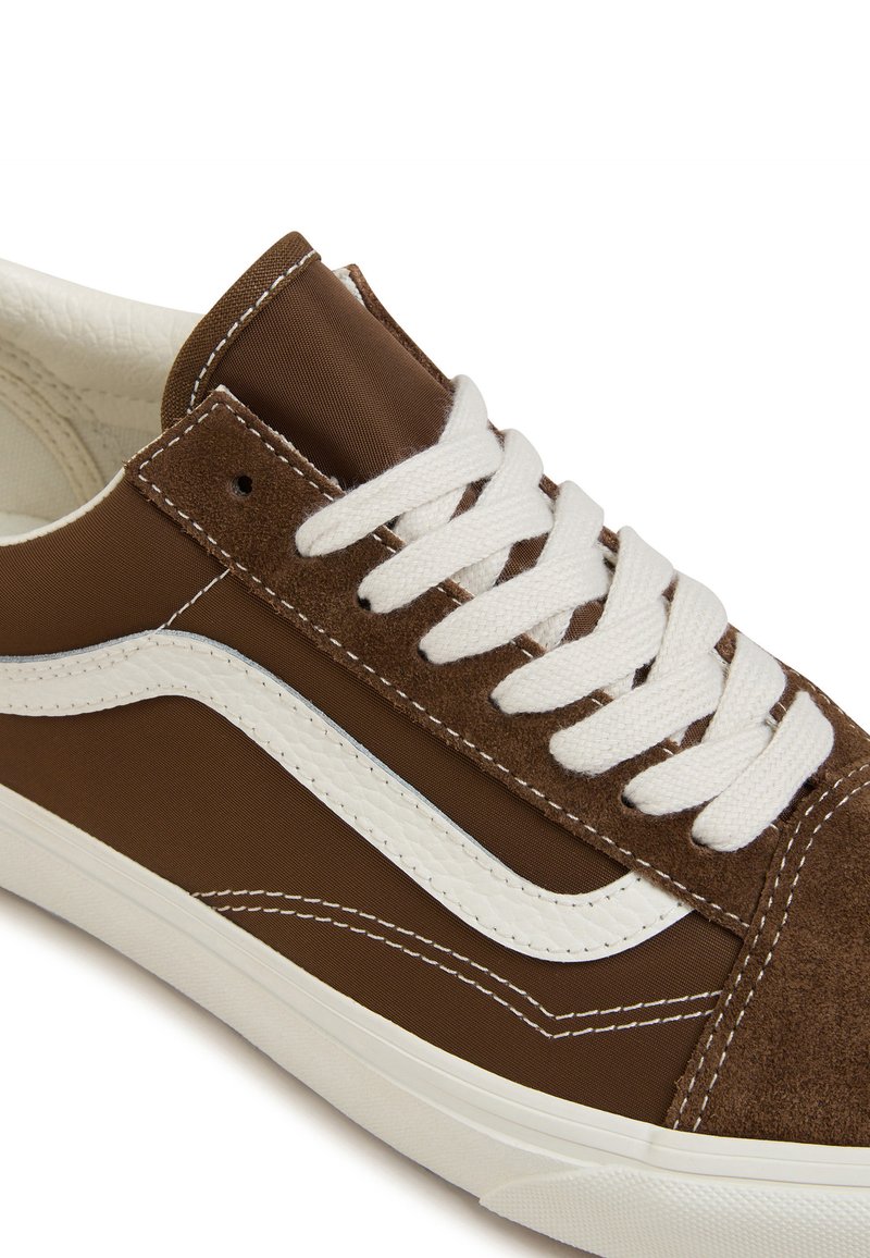 Vans OLD SKOOL UNISEX Skateschuh medium brown/braun