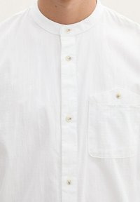 TOM TAILOR DENIM STRUCTURED - Camisa - white