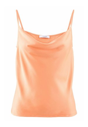 Hedvábná cami v broskvové barvě s tenkými ramínky, širokým výstřihem a volným střihem s hladkým povrchem. Žádné výrazné vzory ani ozdoby.