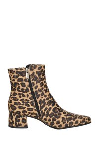 Leopardprint enkellaars met een spitse neus, kort blokhak en een rits aan de zijkant. Gemaakt van synthetisch materiaal met een soepele textuur.