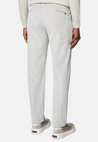 Boggi Milano STRETCH - Hlače chino - grey