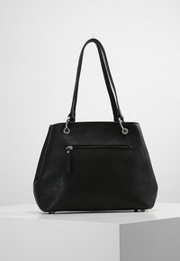 Anna Field Handväska - black