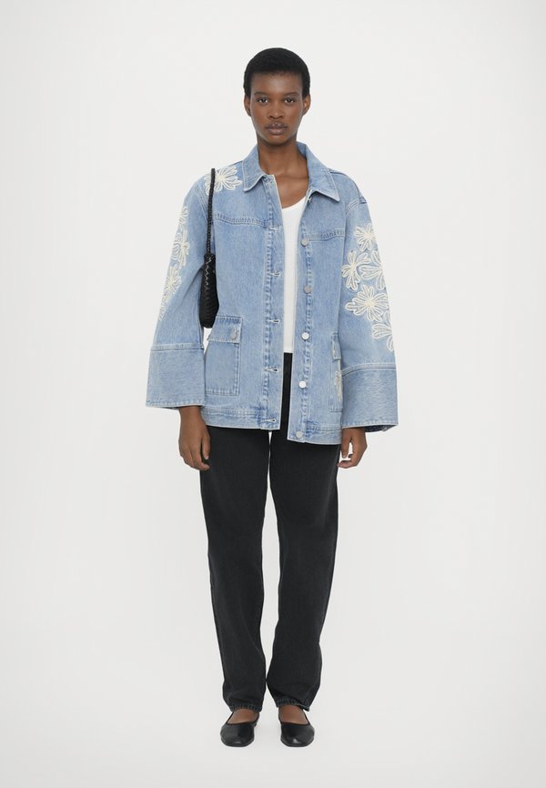 CHARLENE JACKET - Denim jacket - light wash3