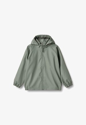 Veste de pluie légère, vert olive, avec capuche, poignets élastiques et fermeture éclair à l'avant. Fabriquée en matériau lisse et résistant à l'eau, avec des manches raglan.