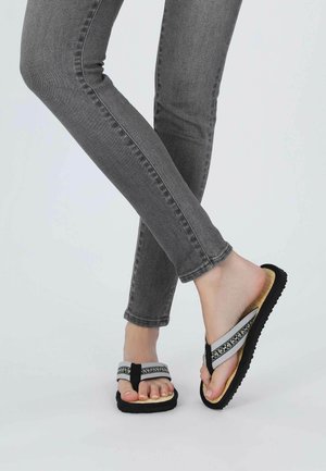 FYN - T-bar sandals - pastellblau