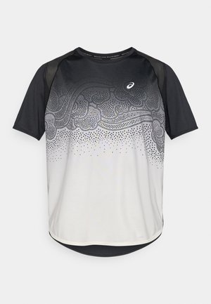 T-shirt de sport à manches courtes avec un dégradé du noir au blanc, des motifs abstraits et des détails en points ; tissu lisse avec un ourlet arrondi.