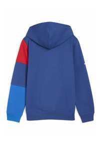 Felpa con cappuccio blu caratterizzata da un corpo principale blu, maniche rosse e azzurre, polsini a costine e tasca a marsupio. Tessuto morbido.