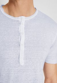 120% Lino Jednoduché tričko - blue