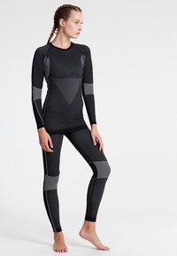CMP WOMAN SEAMLESS SWEAT - Spodnja majica - nero