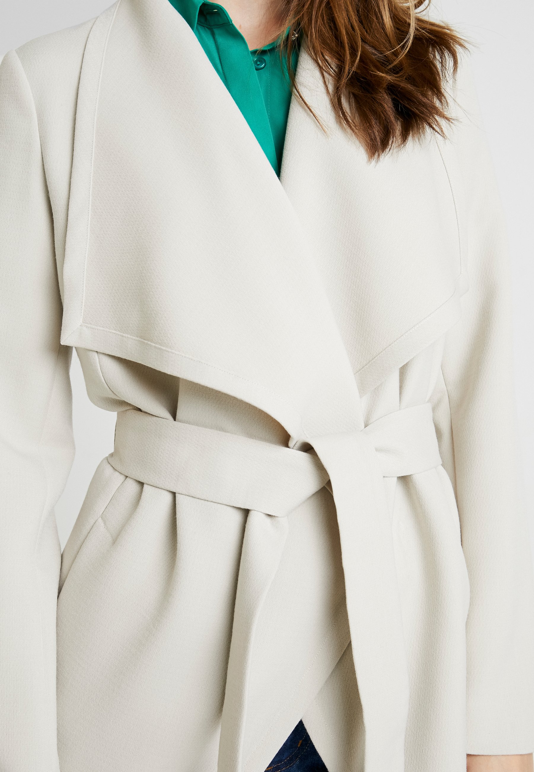 KIOMI Lett jakke off white Zalando.no KIOMI Lett jakke off white Zalando.no