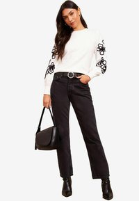 Friends Like These REGULAR FIT - FLORAL SLEEVE - Pulover - cream