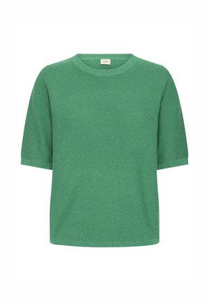 Zeleno pleteno kratko majico z okrolim izrezom, teksturirano površino in ravnim robom, izdelano iz mehke tkanine.