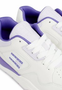 Tommy Jeans AIR BUBBLE - Sneakers basse - lavender flower