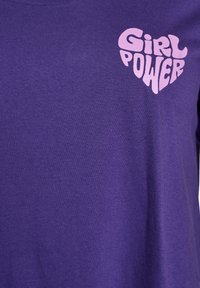 Zizzi Nightie - mulberry p power