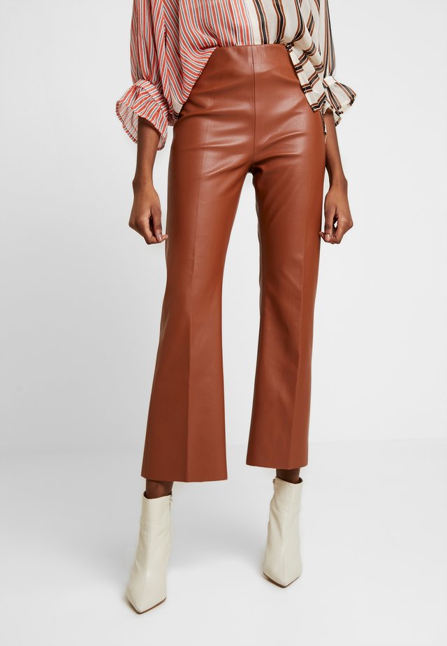 KAYLEE KICKFLARE PANTS - Trousers - mocha bisque