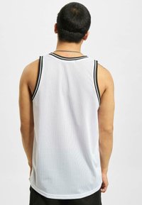 DEF TANK - Topp - white black