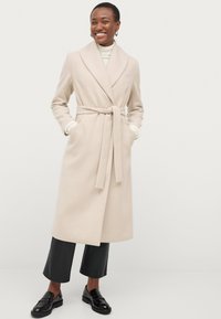 Ellos Collection VENDELLA - Klasický kabát - beige