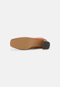 Even&Odd Botines - cognac
