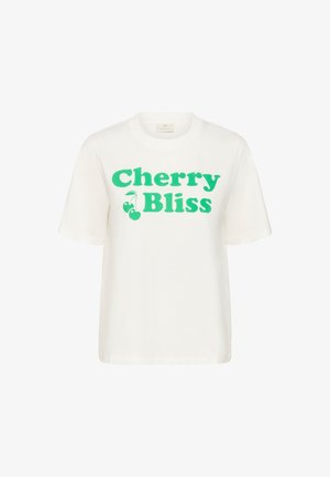 Bílé tričko s krátkým rukávem se zeleným nápisem „Cherry Bliss“ a malou grafikou třešně pod slovem „Cherry“.