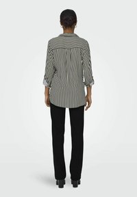 ONLY ONLYASMIN SHIRT - Blusa - black