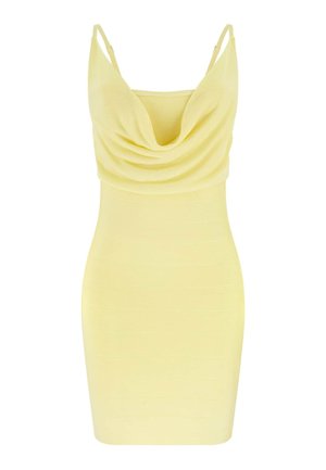 Abito aderente senza maniche di colore giallo pallido con spalline sottili e scollo a drappeggio.