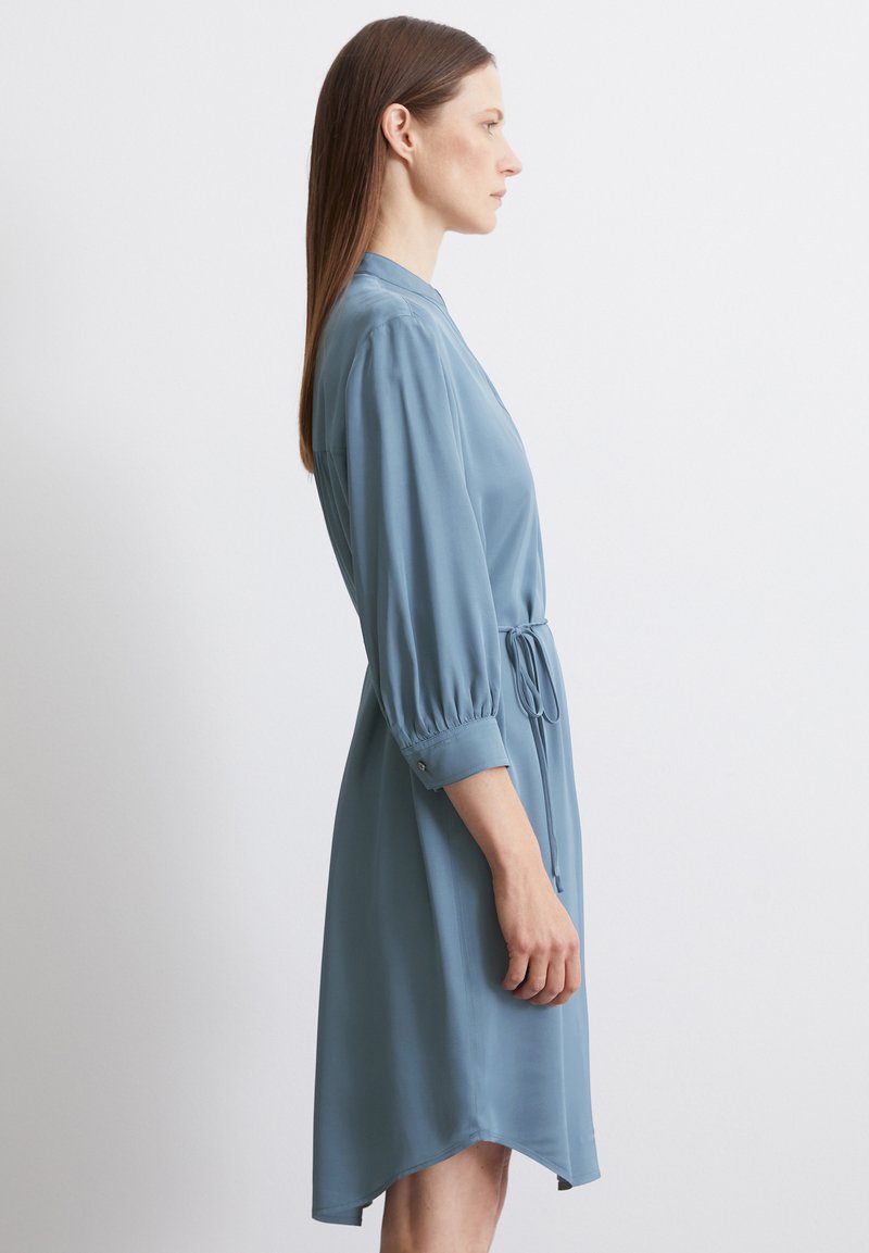 Marc O'Polo STYLE DETAILED PLACKET - Day dress - hazy blue/blue - Zalando