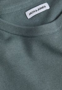 Jack & Jones JJEBASIC CREW NECK NOOS - Jumper - stormy weather