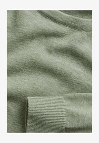 Unausgewählt, green