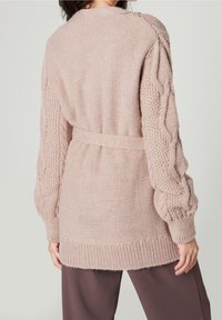 Guido Maria Kretschmer Collection Kofta - mottled light pink