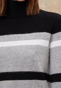 Theory Jersey de punto - black
